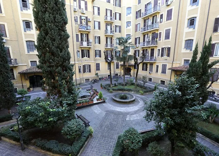 Bed & Breakfast Residenza Mazzini 4*