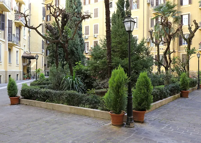 Bed & Breakfast Residenza Mazzini 4*