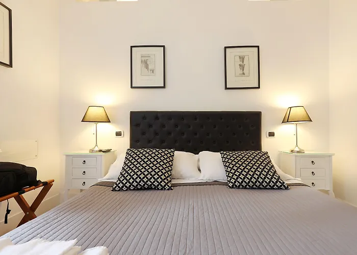 Residenza Mazzini Bed & Breakfast 4*