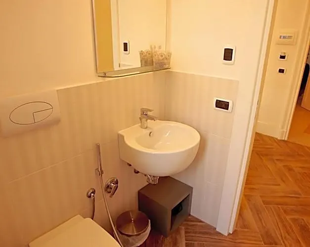 Residenza Mazzini Bed & Breakfast 4*